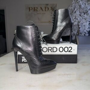 Saint Laurent Black Janis Oxford Nappa Leather Stiletto Lace Up Ankle Boots 37